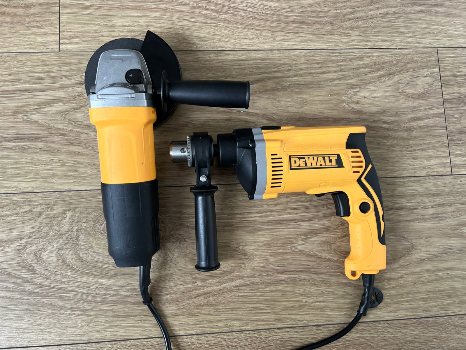 Miniatura 5 de COMBO TALADRO Y PULIDORA 6017 DEWALT